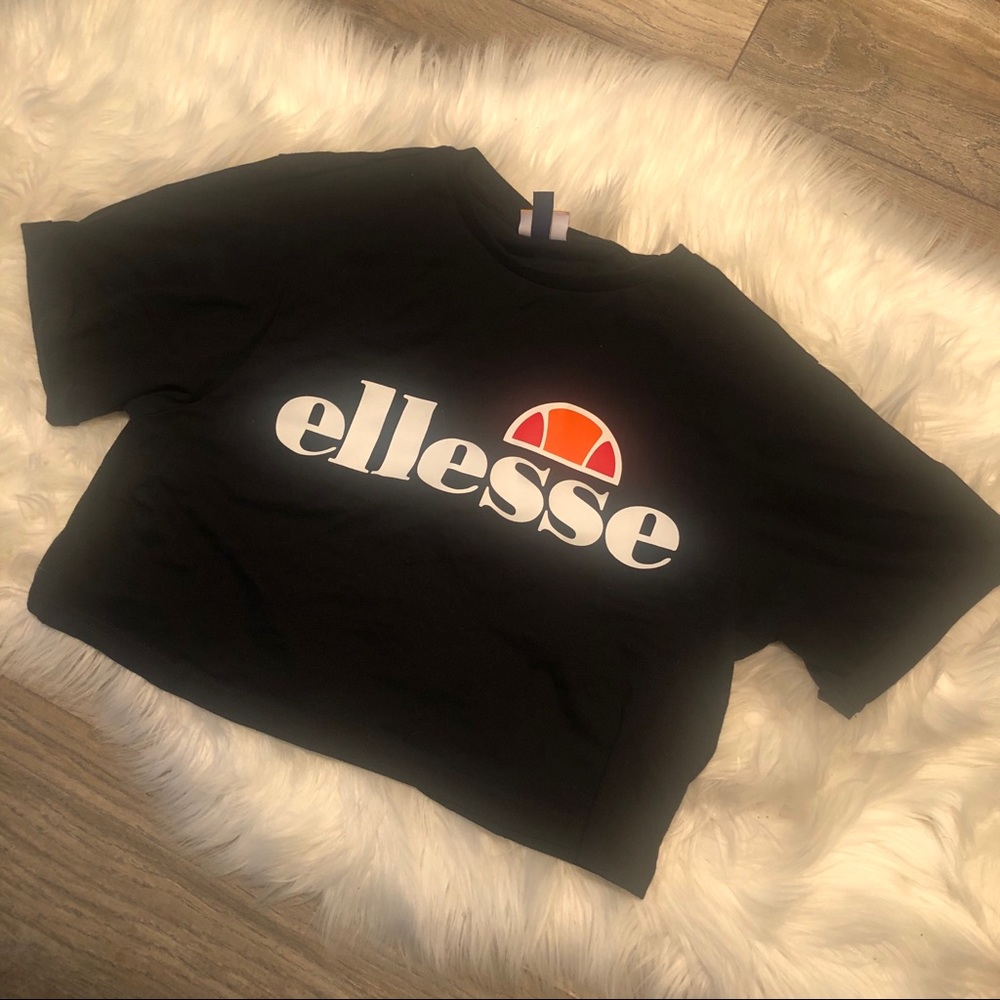 Black Ellesse crop top